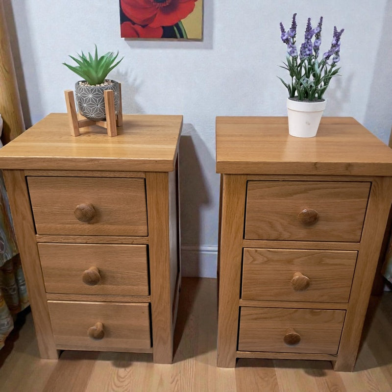 Two Bedside Tables and a Chest of Drawers in Solid Oak